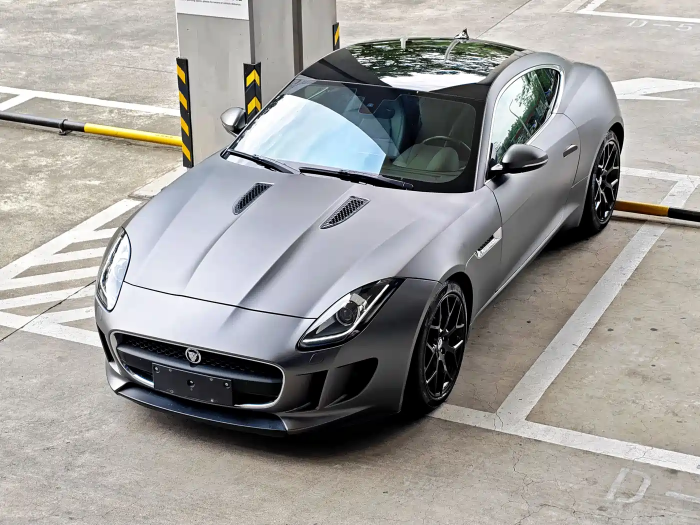 Jaguar F-TYPE 2016 3.0 SC Hardtop фото 5