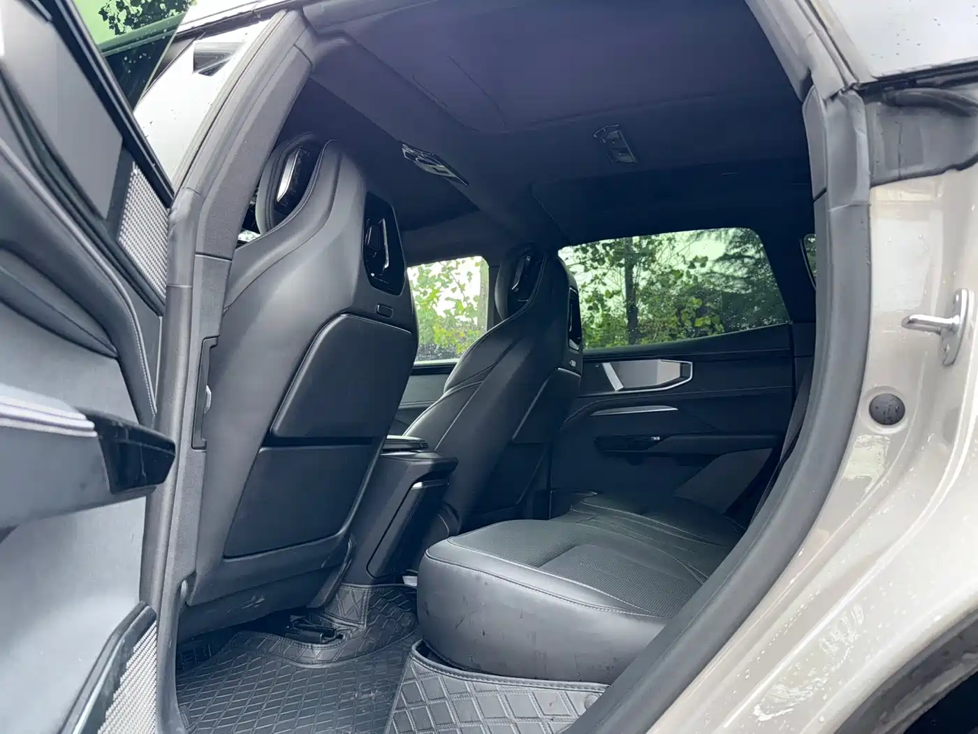 HiPhi Y 2023 2023 560km Pioneer Edition