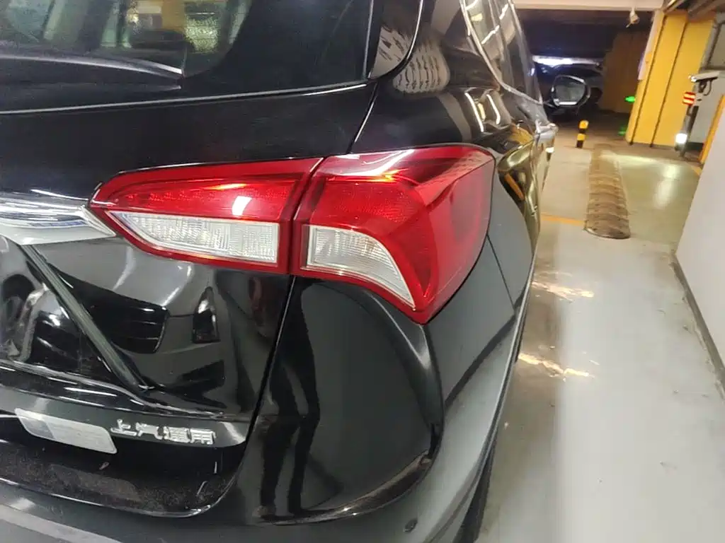 Фото 8 - Buick Envision Plus