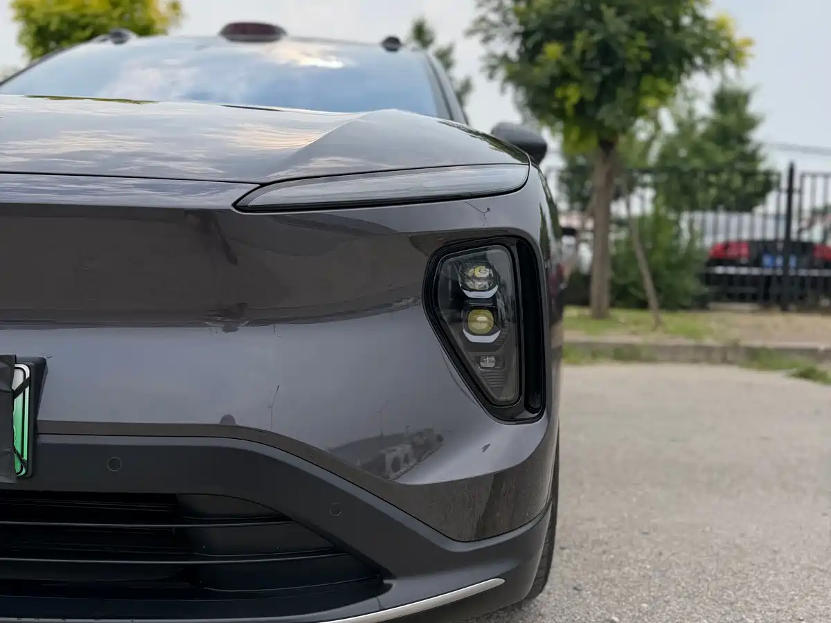 Фото 8 - NIO ES6