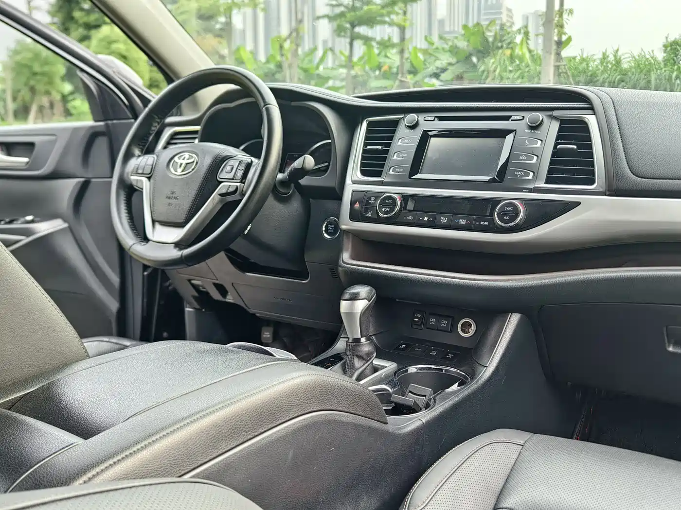 Toyota Highlander 2018 2.0T 4WD Luxury 7-seater (China V) фото 18