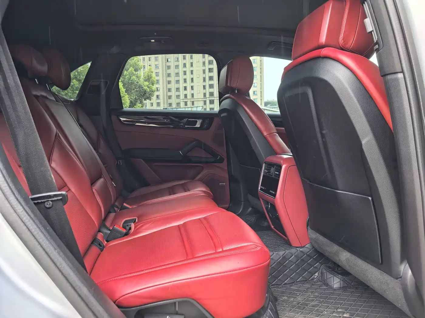 Porsche Cayenne New Energy 2023 2022 Cayenne E-Hybrid 2.0T Platinum Edition