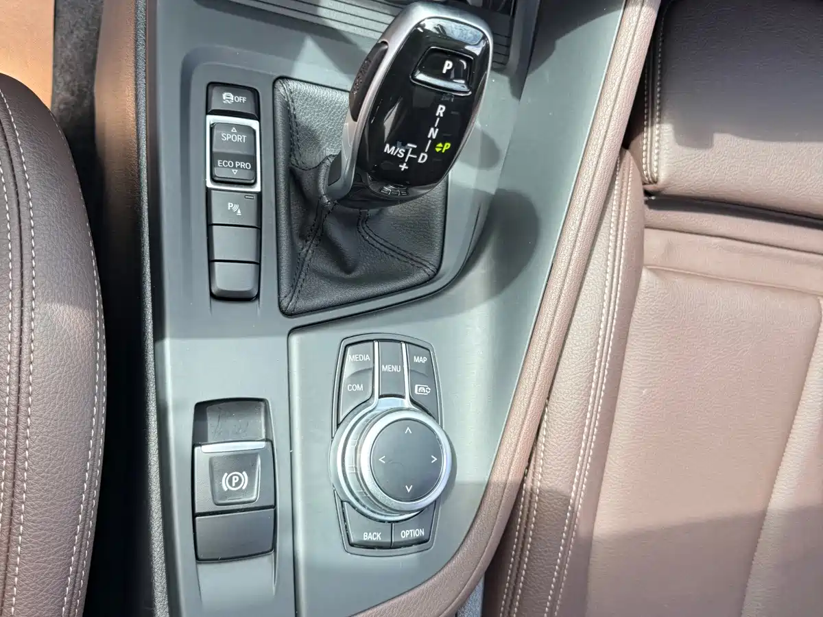 Фото 26 - BMW X1