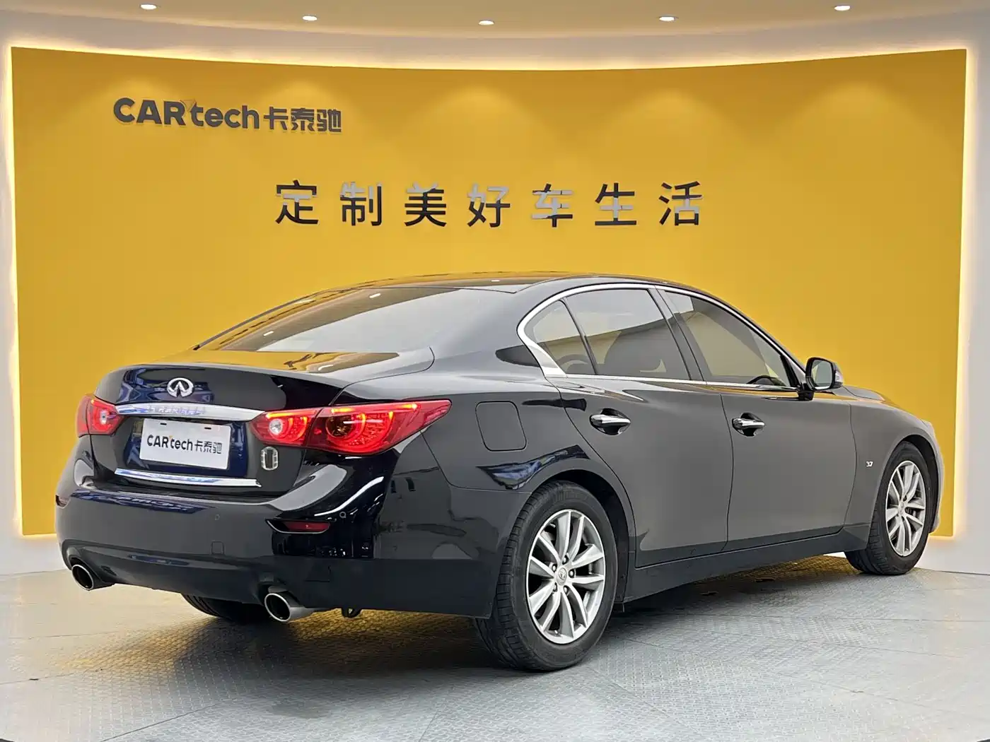 Infiniti Q50 2014 3.7L Comfort Edition фото 27