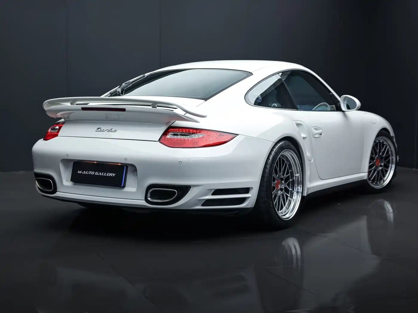 Porsche 911 2010 Turbo 3.8T фото 21