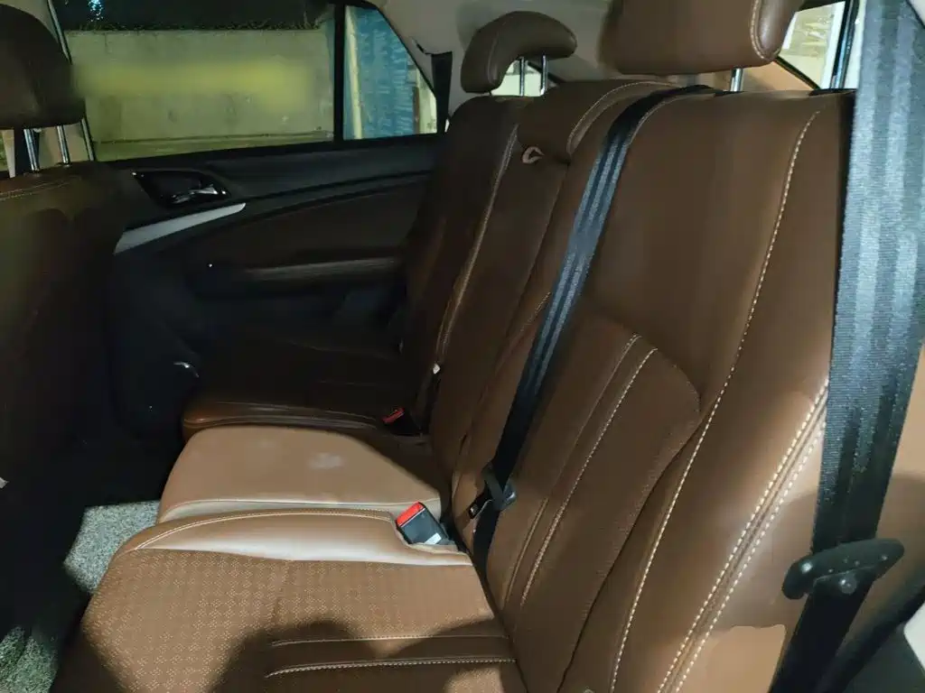 BYD S7 2015 2015 2.0T Automatic Flagship Model