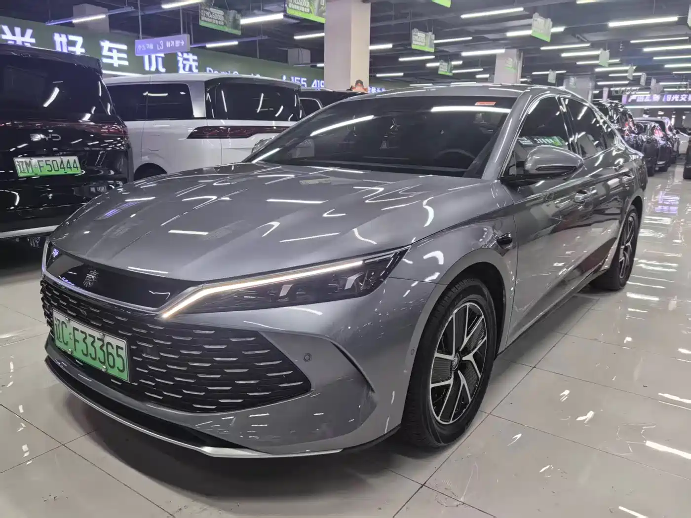 BYD Qin L 2025 DM-i Smart Drive Edition 120KM Surpassing