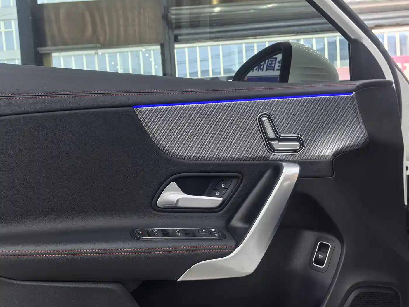 Mercedes-Benz A-Class 2024 A 200 L Fashion Edition фото 8