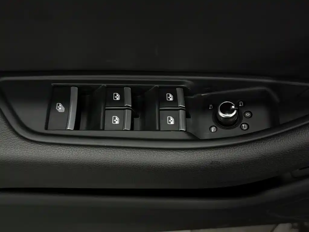 Audi A5 (Import) 2024 2024 Cabriolet 40 TFSI Fashion Dynamic
