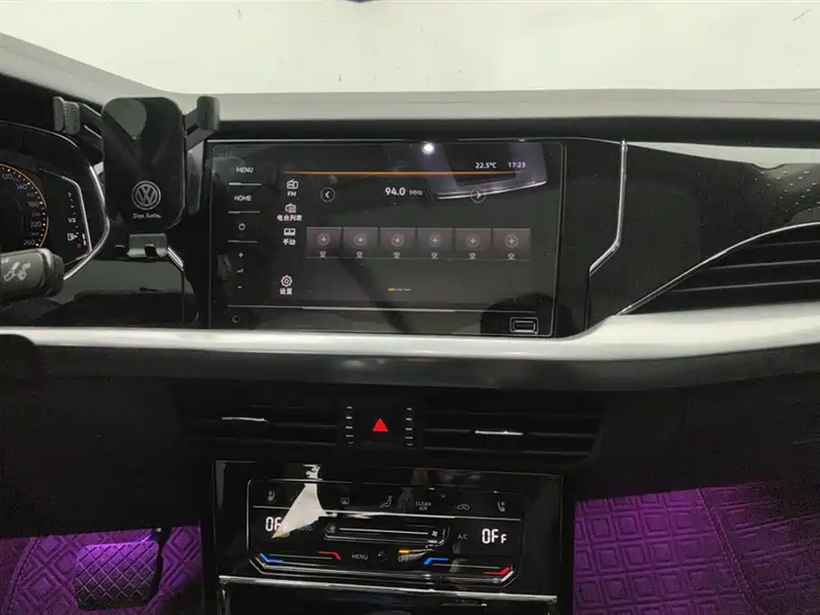 Volkswagen Passat 2024 380TSI Starlight Dragon Soaring Edition фото 13