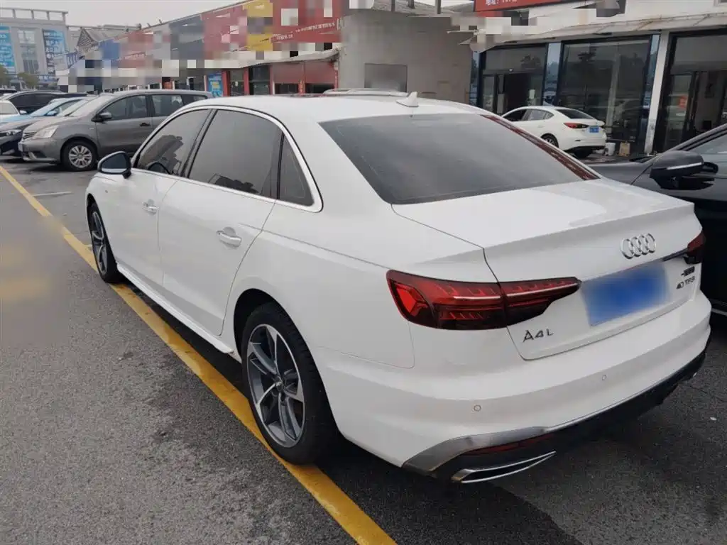 Audi A4L 2020 40 TFSI Fashion Dynamic Edition фото 5