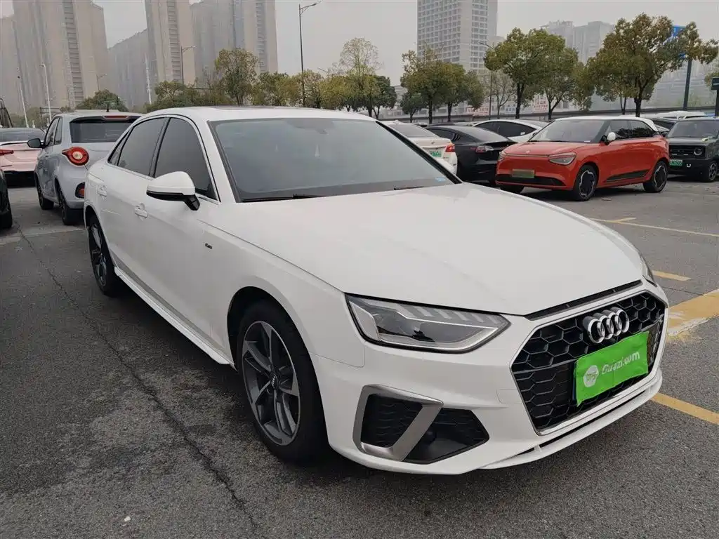 Audi A4L 2020 40 TFSI Fashion Dynamic Edition фото 4
