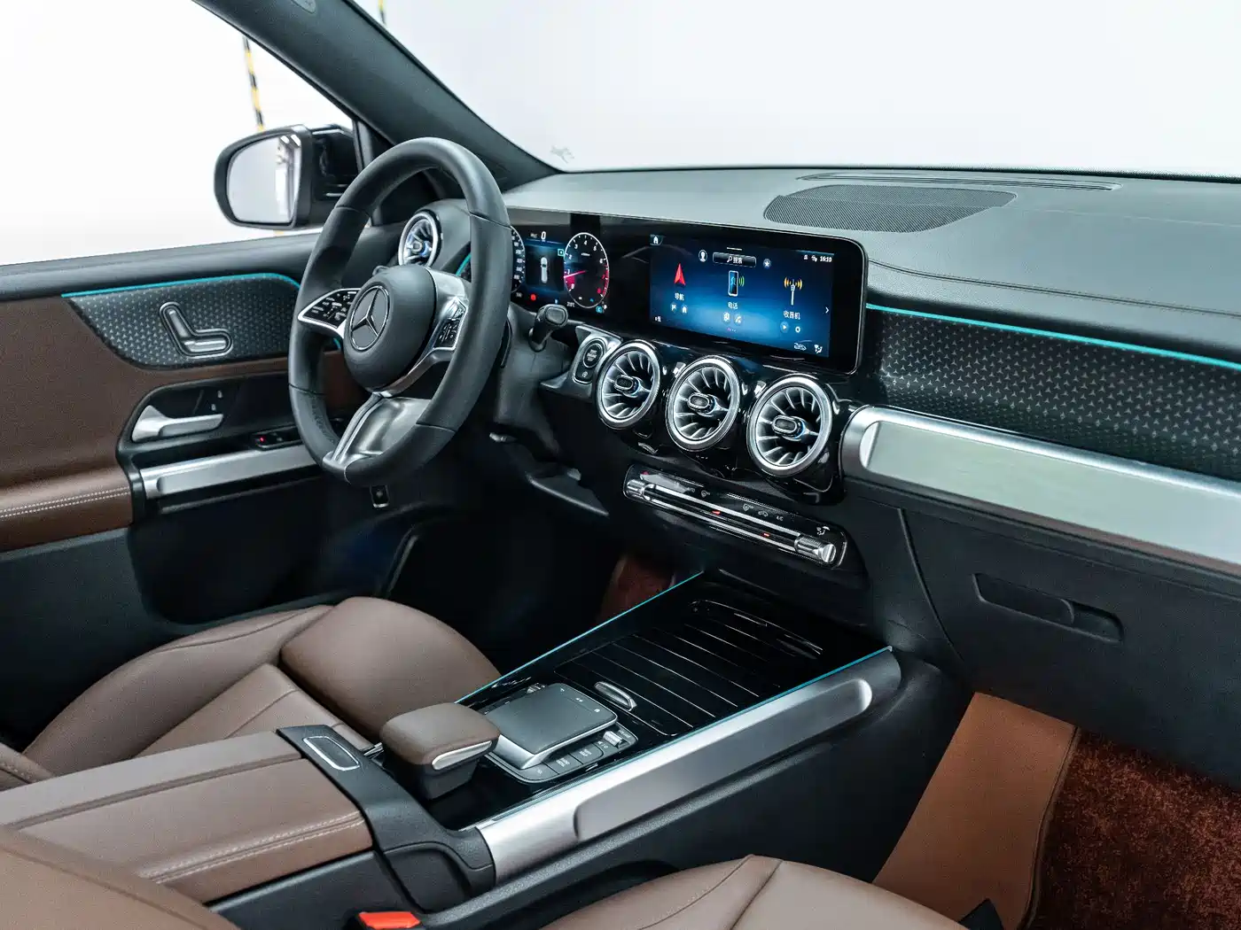 Mercedes-Benz GLB 2024 GLB 220 Dynamic фото 10