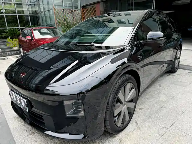 Li Auto Li Auto i6 2025 4WD Base Model