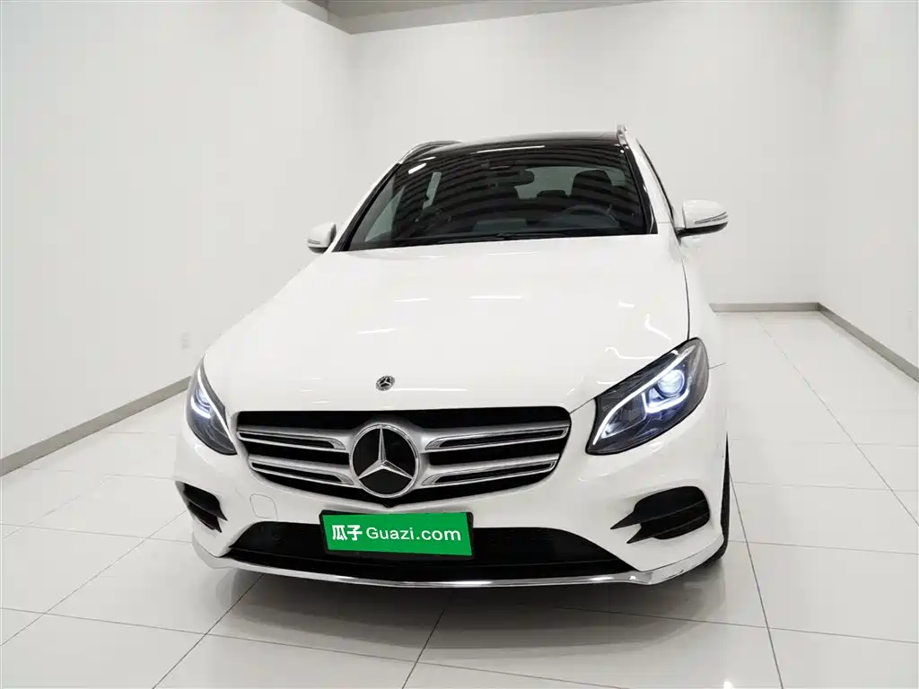 Mercedes-Benz GLC 2019 GLC 260 L 4MATIC Luxury фото 3