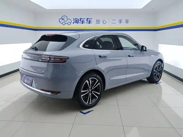 AITO Wenjie AITO M5 2025 Pure Electric Ultra RWD — фото 3