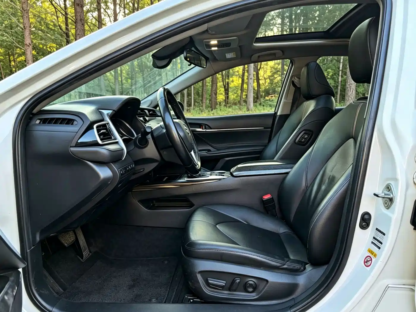 Toyota Camry 2018 2.5G Luxury Edition фото 9