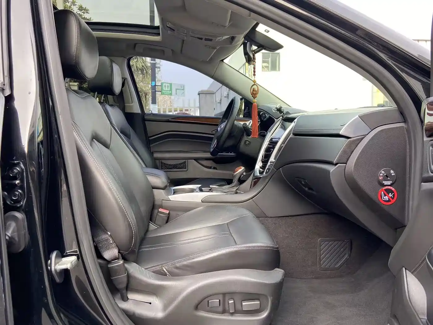 Фото 12 - Cadillac SRX