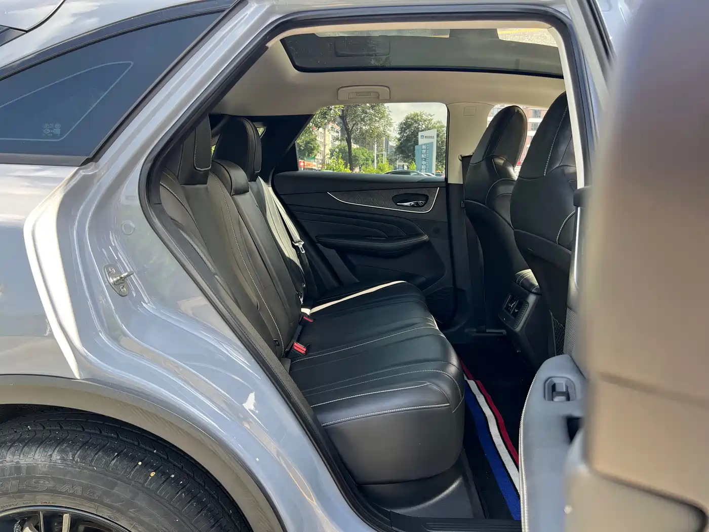 Venucia Big V 2022 2021 260T Idol Edition