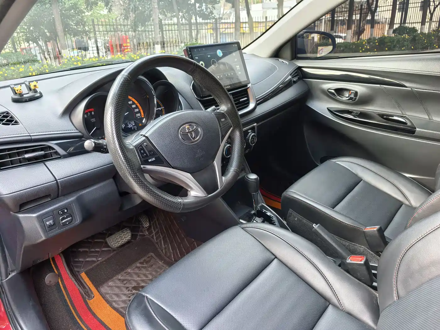 Toyota YARiS L Zhi Xuan 2022 Zhi Xuan X 1.5L CVT Luxury PLUS Edition фото 9