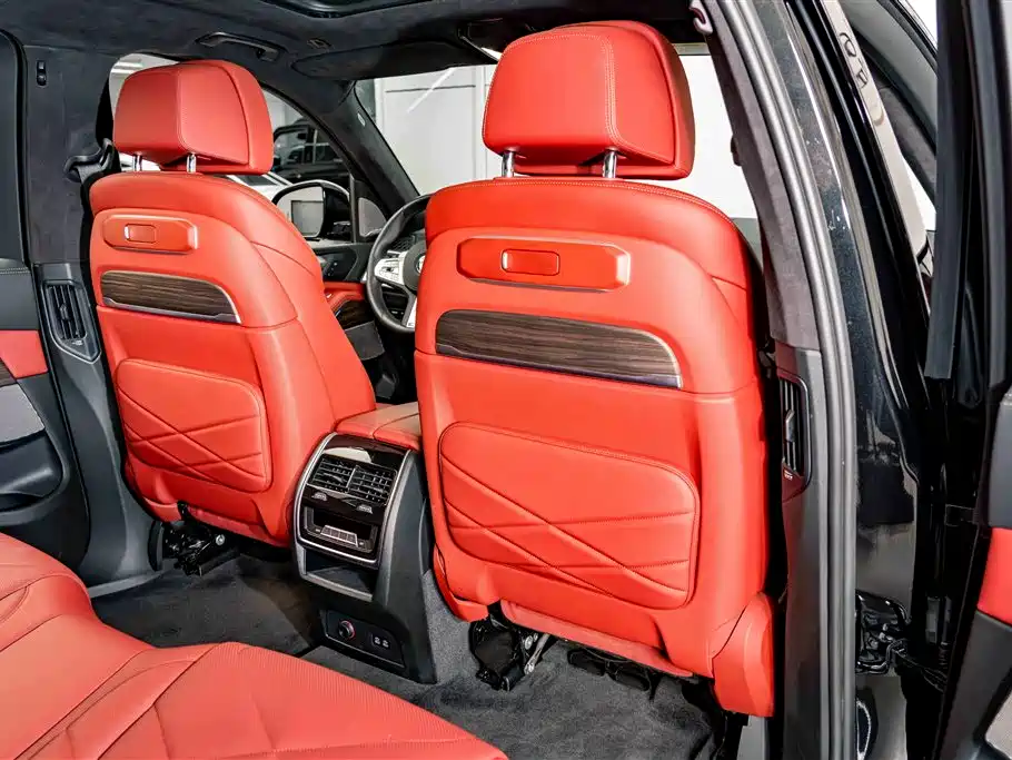 BMW X5 2023 xDrive 40Li M Sport Black Night Package фото 23