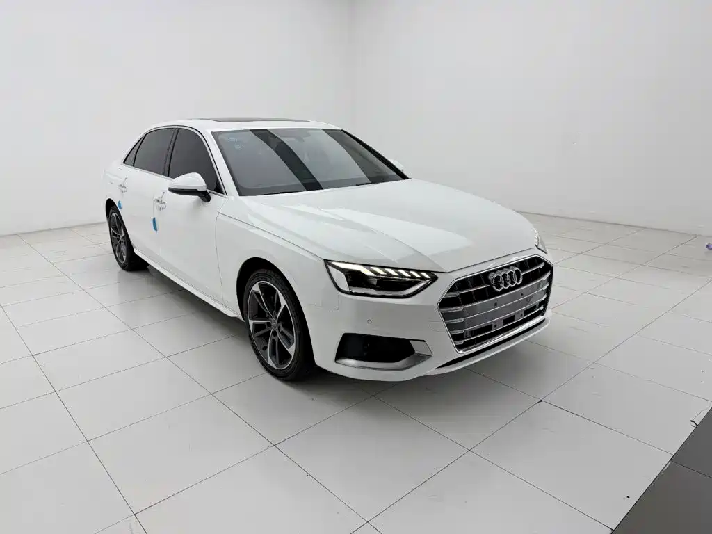 Фото 3 - Audi A4L