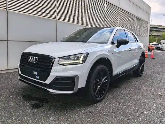 Audi Q2L 35 TFSI, Актив, Спорт