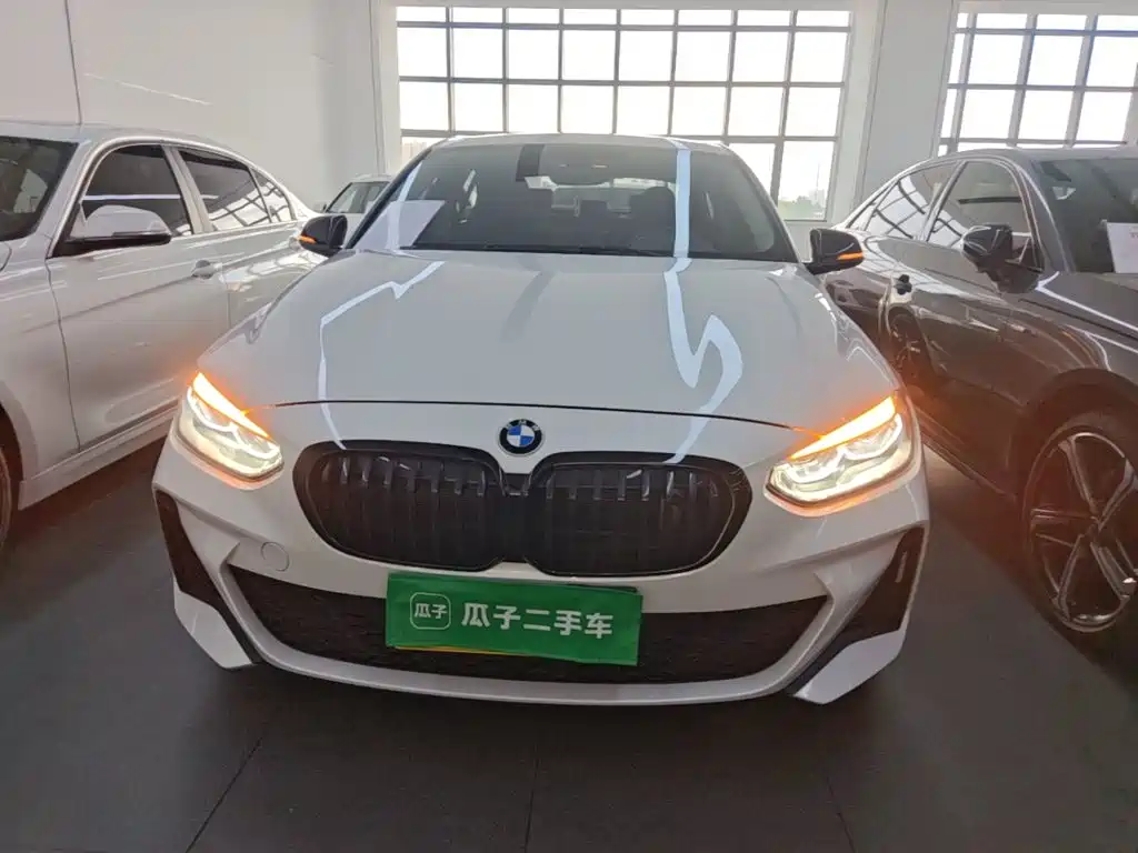 BMW 1 Series 2023 2022 125i M Sport Shadow Edition