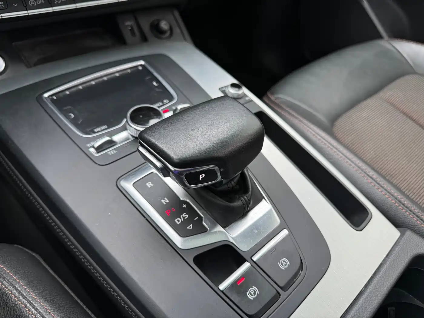 Audi Q5L 2018 40 TFSI Premium Fashion China VI фото 16