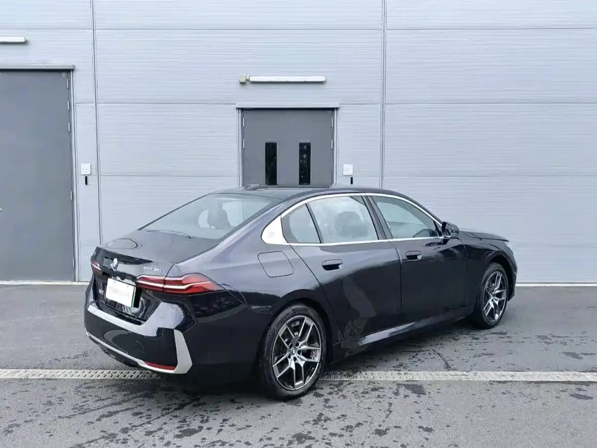 BMW i5 2026 2024 eDrive 35L Premium Luxury Package