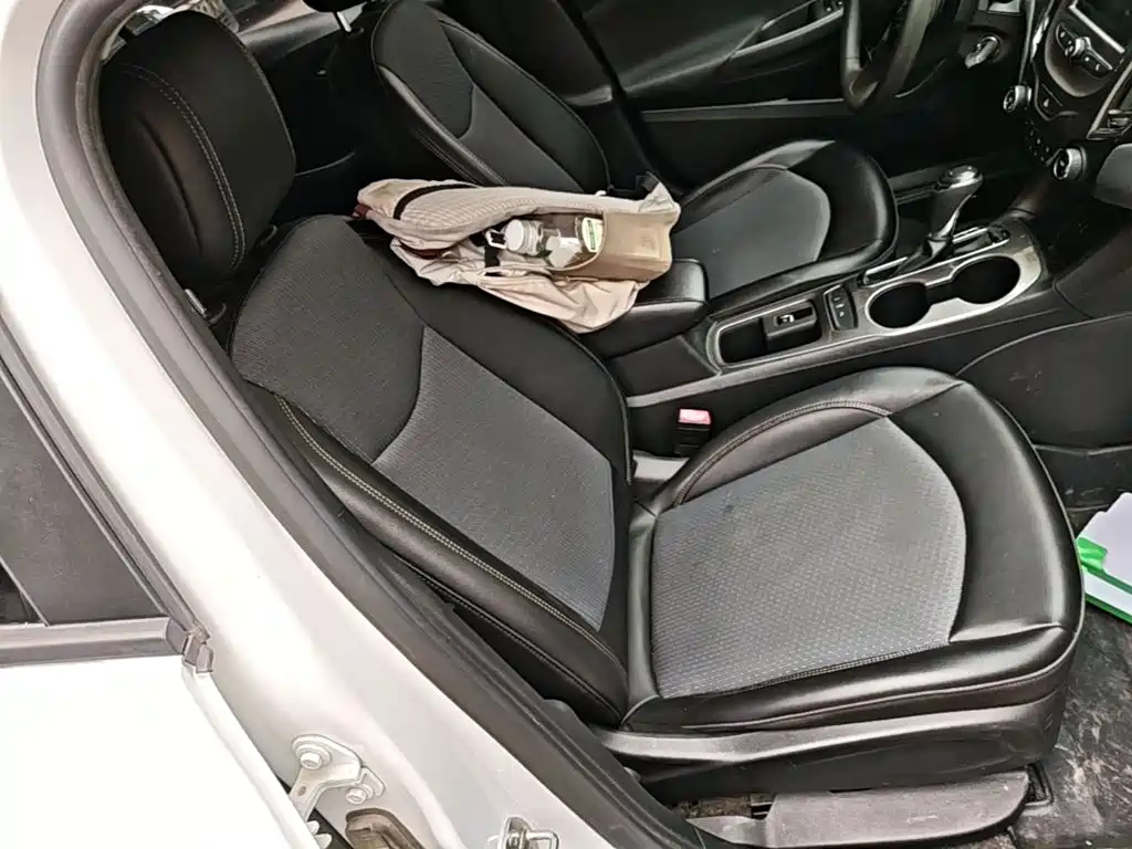 Chevrolet Cruze 2019 2018 Hatchback 320 Automatic Stylish Edition
