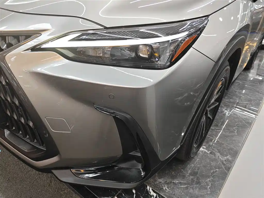 Lexus NX 2022 260 FWD Innovation Edition фото 24