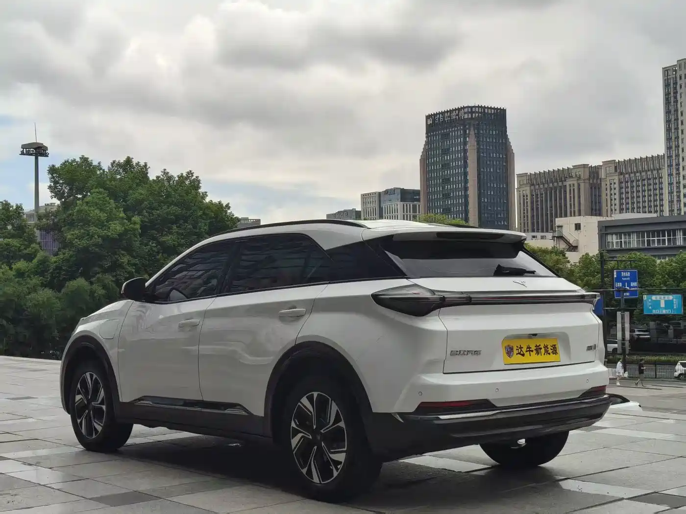 Nezha Auto Neta U 2023 2023 Neta U-II Challenge Edition 400 Lite (Ternary Lithium)