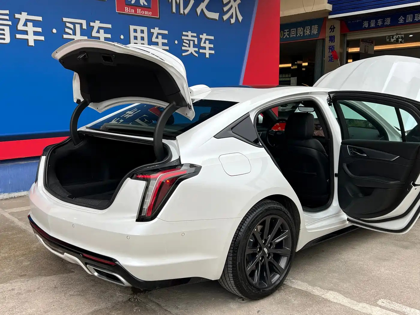 Cadillac CT5 2024 28T Premium фото 9