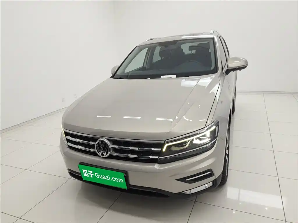 Volkswagen Tiguan L 2019 380TSI Automatic 4WD Intelligent Luxury 7-seater China VI фото 3