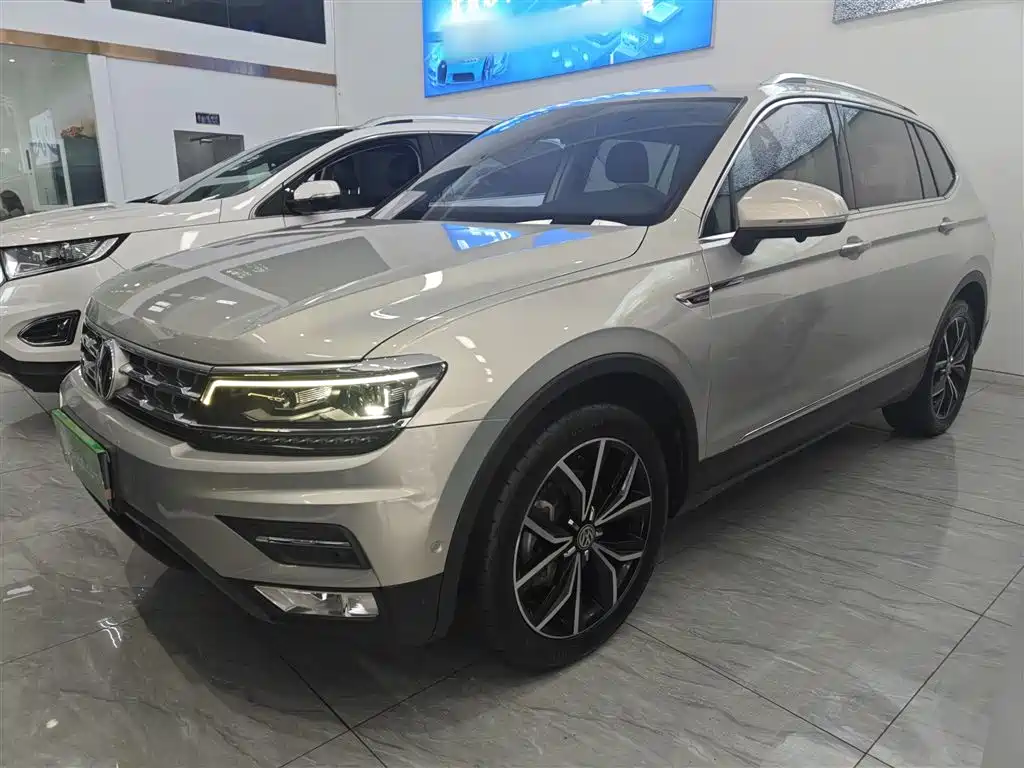 Volkswagen Tiguan L 2019 380TSI Automatic 4WD Intelligent Luxury 7-seater China VI фото 2