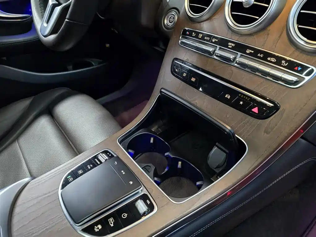 Mercedes-Benz GLC 2020 Facelift GLC 300 L 4MATIC Dynamic фото 14