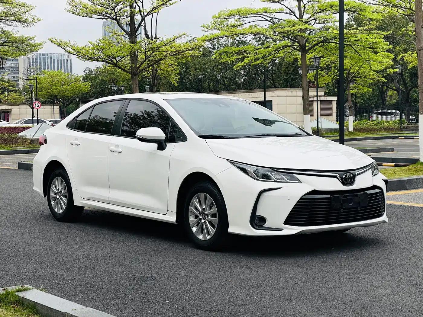Toyota Corolla 2021 1.2T S-CVT Elite Edition фото 3