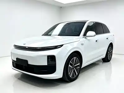 Li Auto L6