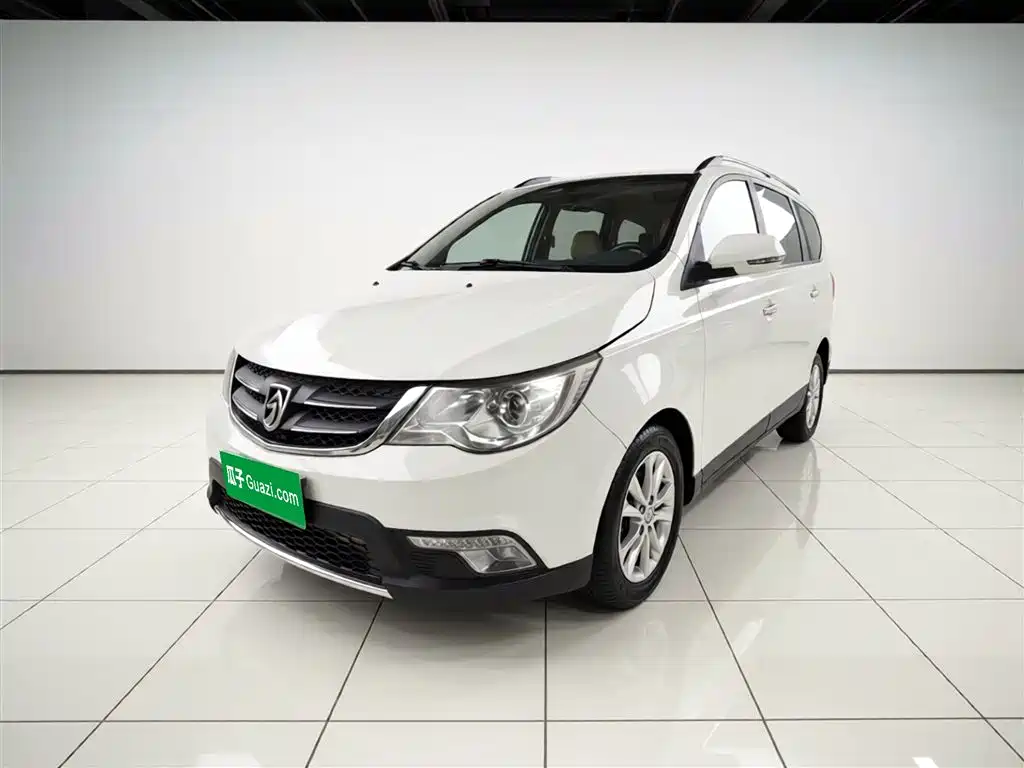 Фото 2 - Baojun 730