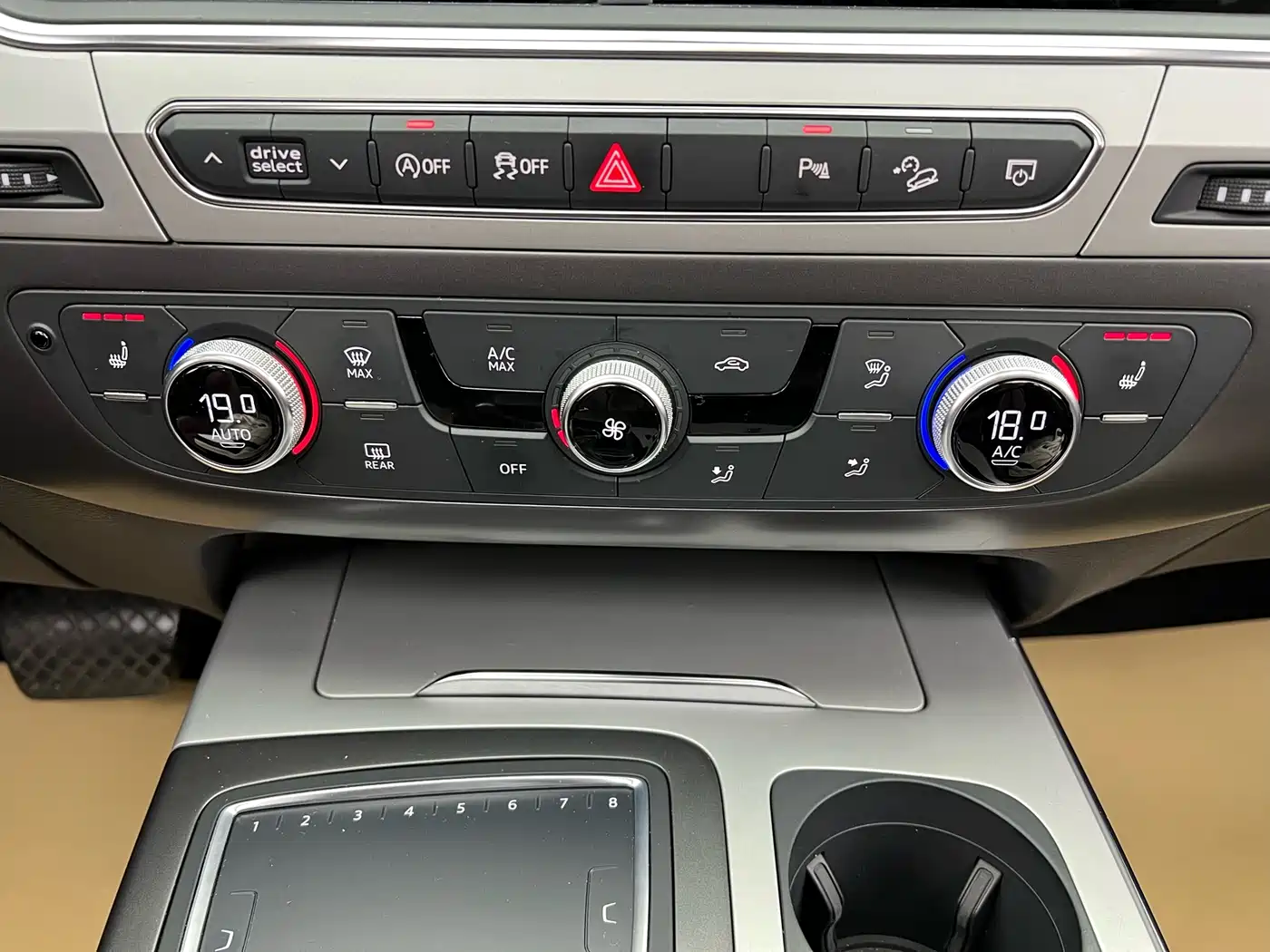 Audi Q7 2019 45 TFSI Comfort фото 13