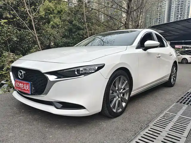 MAZDA 3 ANGKESAILA
