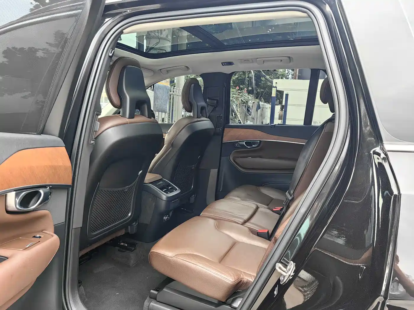 Фото 6 - Volvo XC90