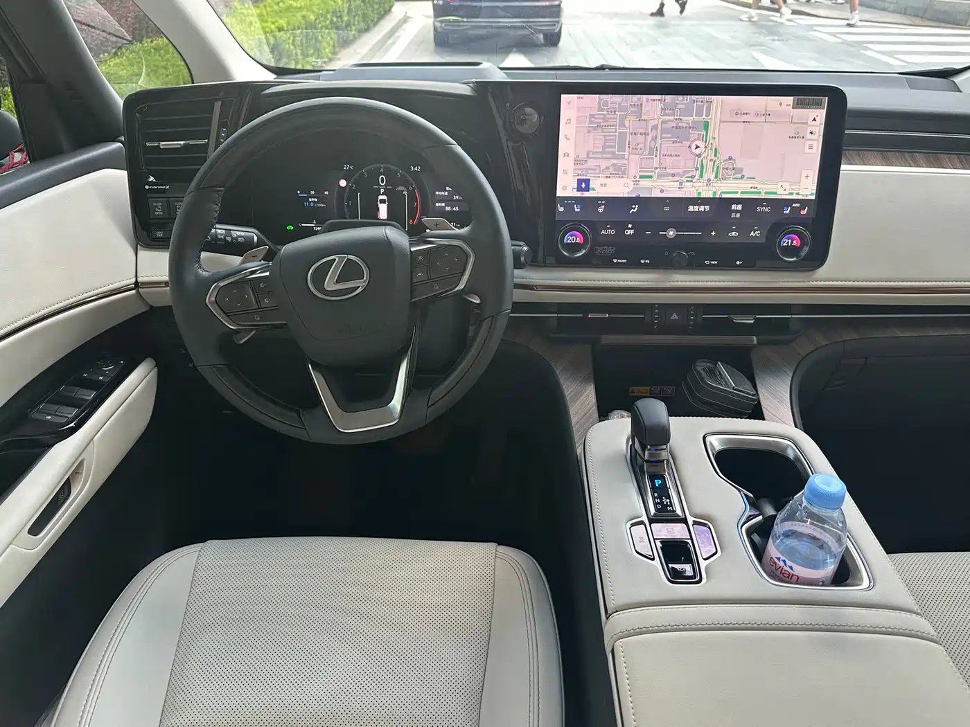 Lexus LM 2026 2025 Model 500h Six-Seater Prestige Edition