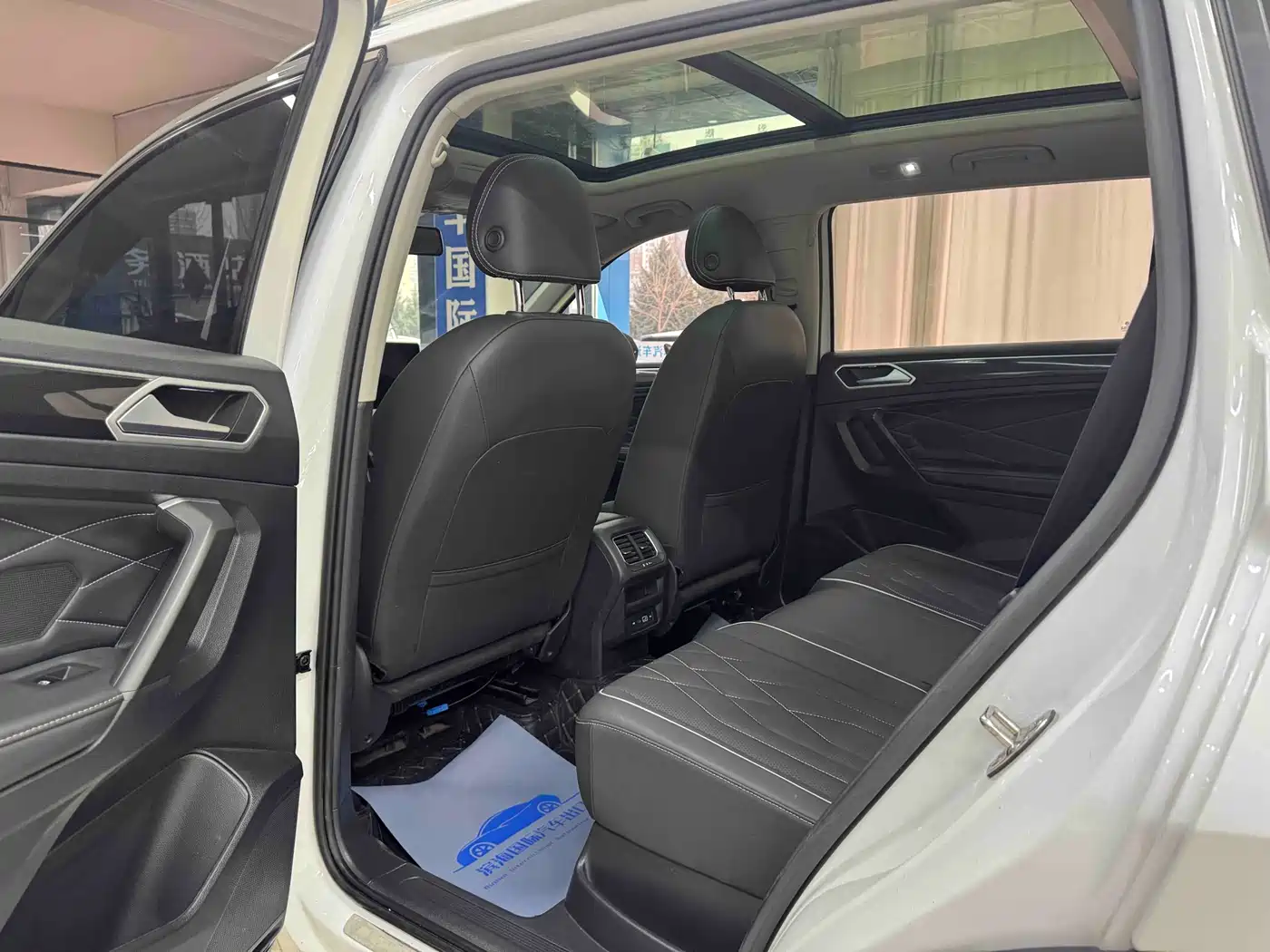 Volkswagen Tiguan L 2023 280TSI 2WD Trend Limited Edition фото 8