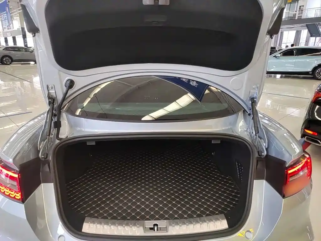 Nezha Auto Nezha GT 2024 2023 Model 560