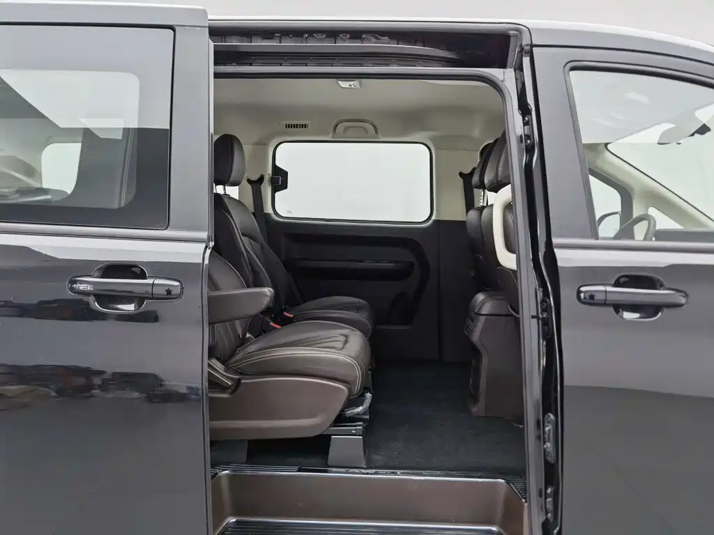 BAW Ruisheng Ace M7 2024 2023 Model 2.0L Long Wheelbase Business 7-Seater