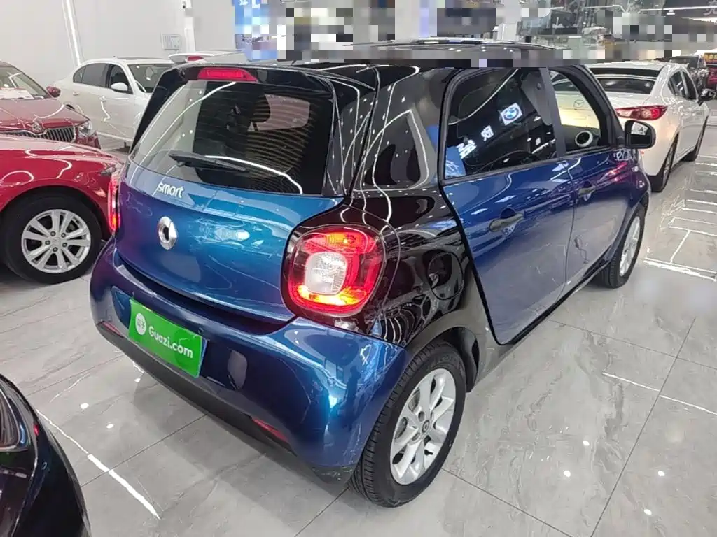 smart forfour 2019 2018 1.0L 52kW Agile Edition