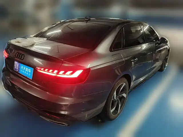 Audi A4L 2023 40 TFSI Bang&Olufsen Starlight Edition — фото 2