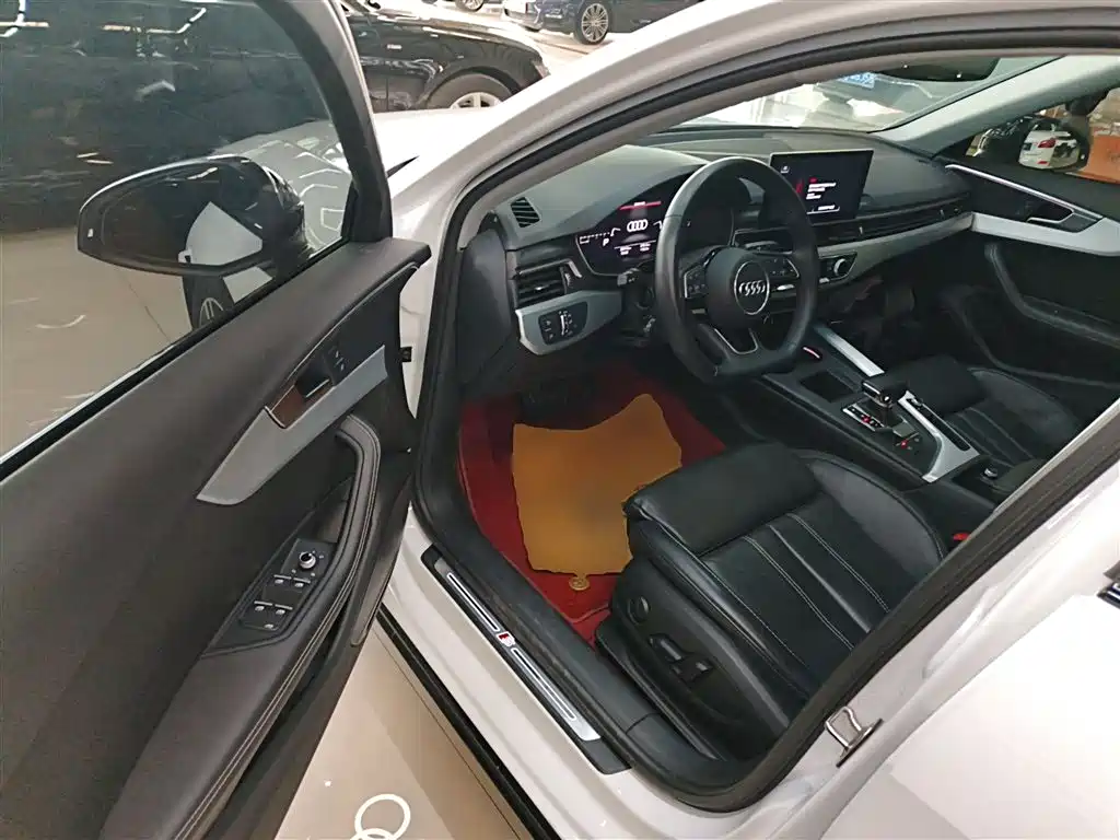 Audi A4L 2022 40 TFSI Luxury Dynamic фото 16